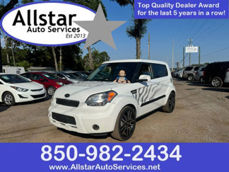 Used 2011 Kia Soul + image 1