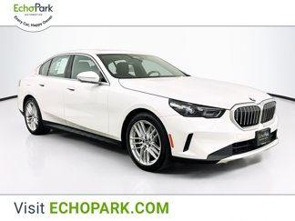 Used 2024 BMW 530i xDrive image 1