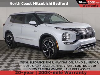 New 2025 Mitsubishi Outlander SE image 1