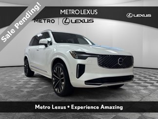 Used 2025 Volvo XC90 B5 Plus image 1