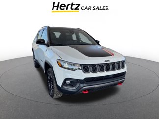 Used 2025 Jeep Compass Trailhawk video 1