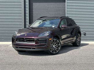 New 2026 Porsche Macan image 1
