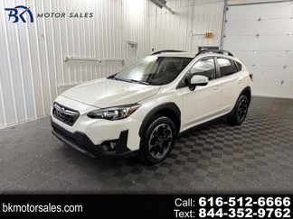 Used 2023 Subaru Crosstrek 2.0i Premium image 1