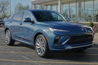 New 2025 Buick Envista Avenir image 1