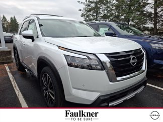 New 2025 Nissan Pathfinder Platinum image 1