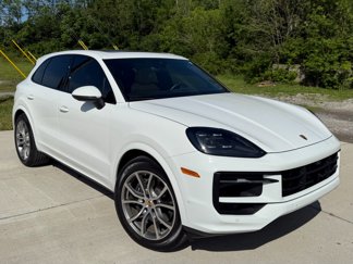 Used 2024 Porsche Cayenne image 1