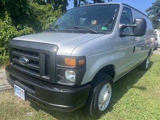 Used 2009 Ford E-150 and Econoline 150 image 1
