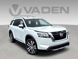 New 2025 Nissan Pathfinder Platinum image 1