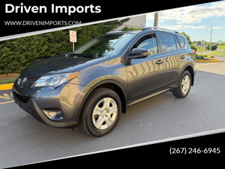 Used 2014 Toyota RAV4 LE image 1