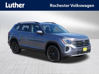 New 2025 Volkswagen Atlas SE image 1