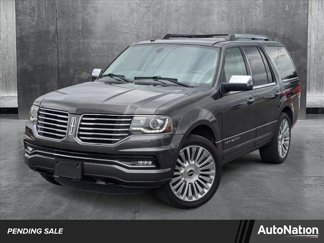 Used 2016 Lincoln Navigator Select image 1