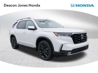 New 2025 Honda Pilot Touring image 1