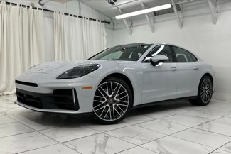 New 2025 Porsche Panamera 4 image 1