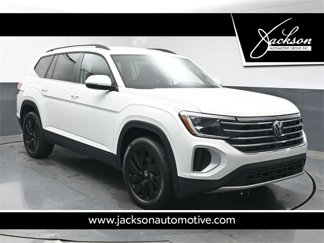 New 2025 Volkswagen Atlas SE image 1