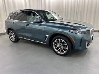 Used 2024 BMW X5 xDrive40i w/ Premium Package image 1