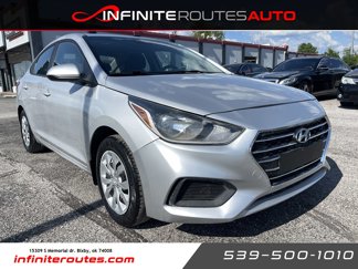 Used 2021 Hyundai Accent SE image 1