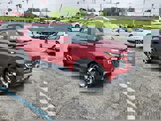 Used 2025 Hyundai Venue SEL image 1