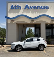 Used 2023 Buick Envision Essence image 1
