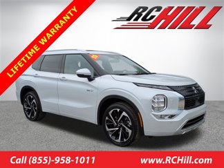 New 2025 Mitsubishi Outlander SEL image 1