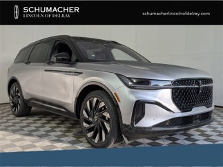 New 2025 Lincoln Nautilus Reserve image 1