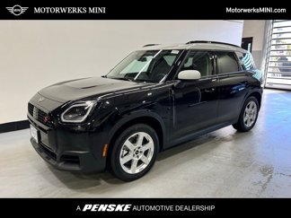 Used 2025 MINI Cooper Countryman S image 1