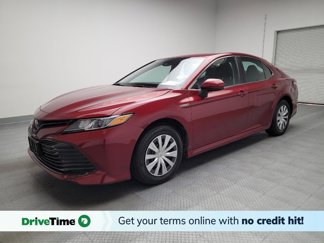 Used 2020 Toyota Camry LE image 1