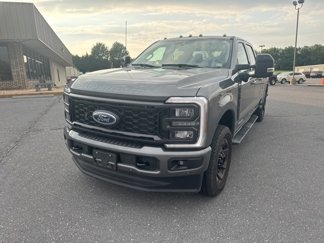 Used 2024 Ford F350 Lariat w/ Lariat Ultimate Package image 1
