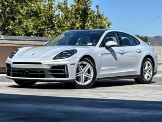 New 2025 Porsche Panamera image 1