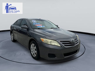 Used 2011 Toyota Camry LE video 2