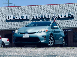 Used 2015 Toyota Prius One image 1
