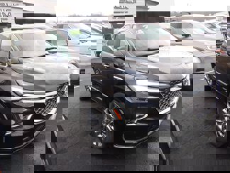 Used 2024 Buick Enclave Avenir w/ Avenir Technology Package image 1