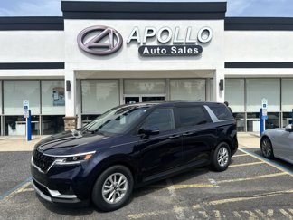 Used 2024 Kia Carnival LX image 1