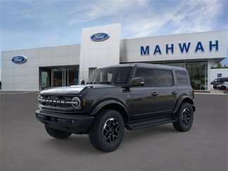 New 2025 Ford Bronco Outer Banks image 1