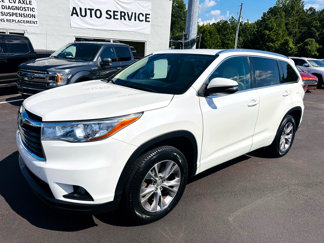 Used 2015 Toyota Highlander XLE image 1