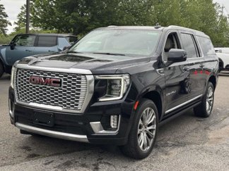 Used 2022 GMC Yukon XL Denali image 1