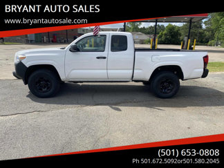 Used 2019 Toyota Tacoma SR image 1