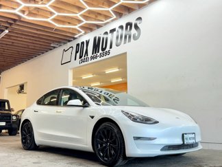 Used 2022 Tesla Model 3 Long Range image 1