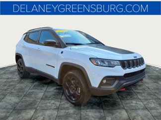 Used 2024 Jeep Compass Trailhawk image 1