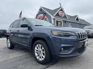 Used 2019 Jeep Cherokee Latitude w/ Cold Weather Group image 1