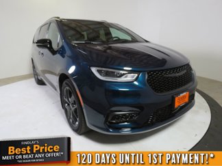New 2025 Chrysler Pacifica Limited image 1
