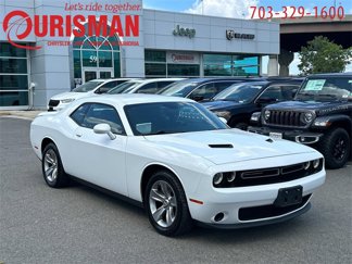 Used 2020 Dodge Challenger SXT image 1