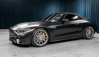 New 2025 Mercedes-Benz SL 63 AMG 4MATIC image 1