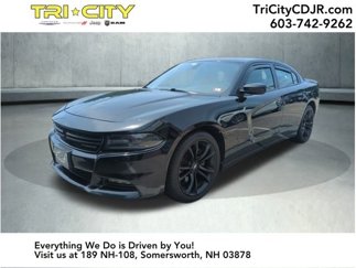 Used 2017 Dodge Charger R/T w/ Blacktop Package image 1