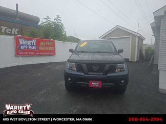 Used 2019 Nissan Frontier SV image 1