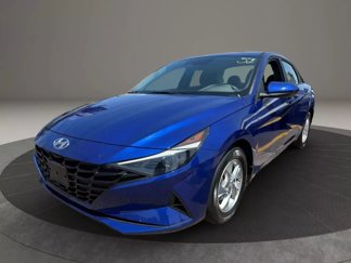Used 2022 Hyundai Elantra SE image 1