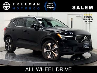 Used 2024 Volvo XC40 B5 Plus image 1