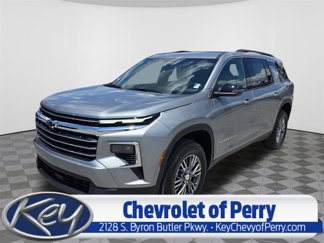 New 2025 Chevrolet Traverse LT w/ LPO, Floor Liner Package image 1