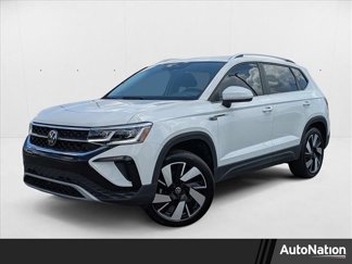 Used 2024 Volkswagen Taos SEL image 1