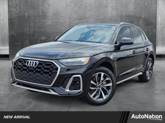 Used 2024 Audi Q5 2.0T Prestige w/ Prestige Package image 1