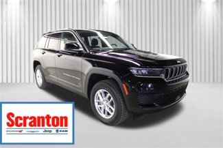 New 2025 Jeep Grand Cherokee Laredo w/ Luxury Tech Group I image 1